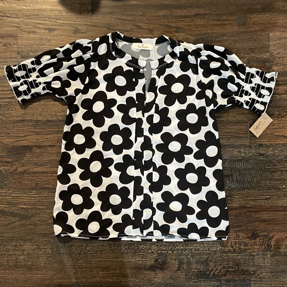 NEW!!! Flower print blouse (S)